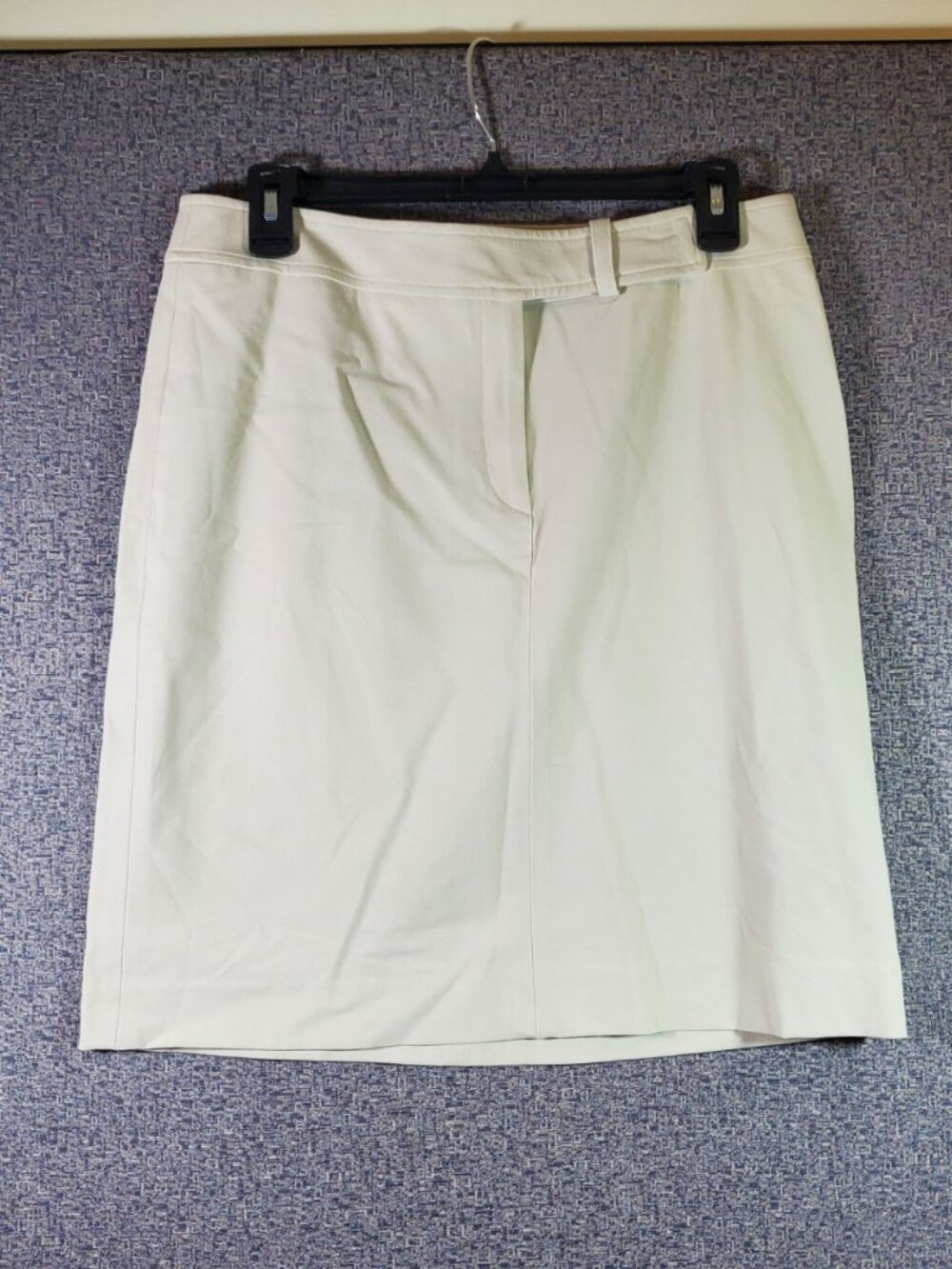 NWT Jones New York Sport Stretch Khaki Skirt 10/30